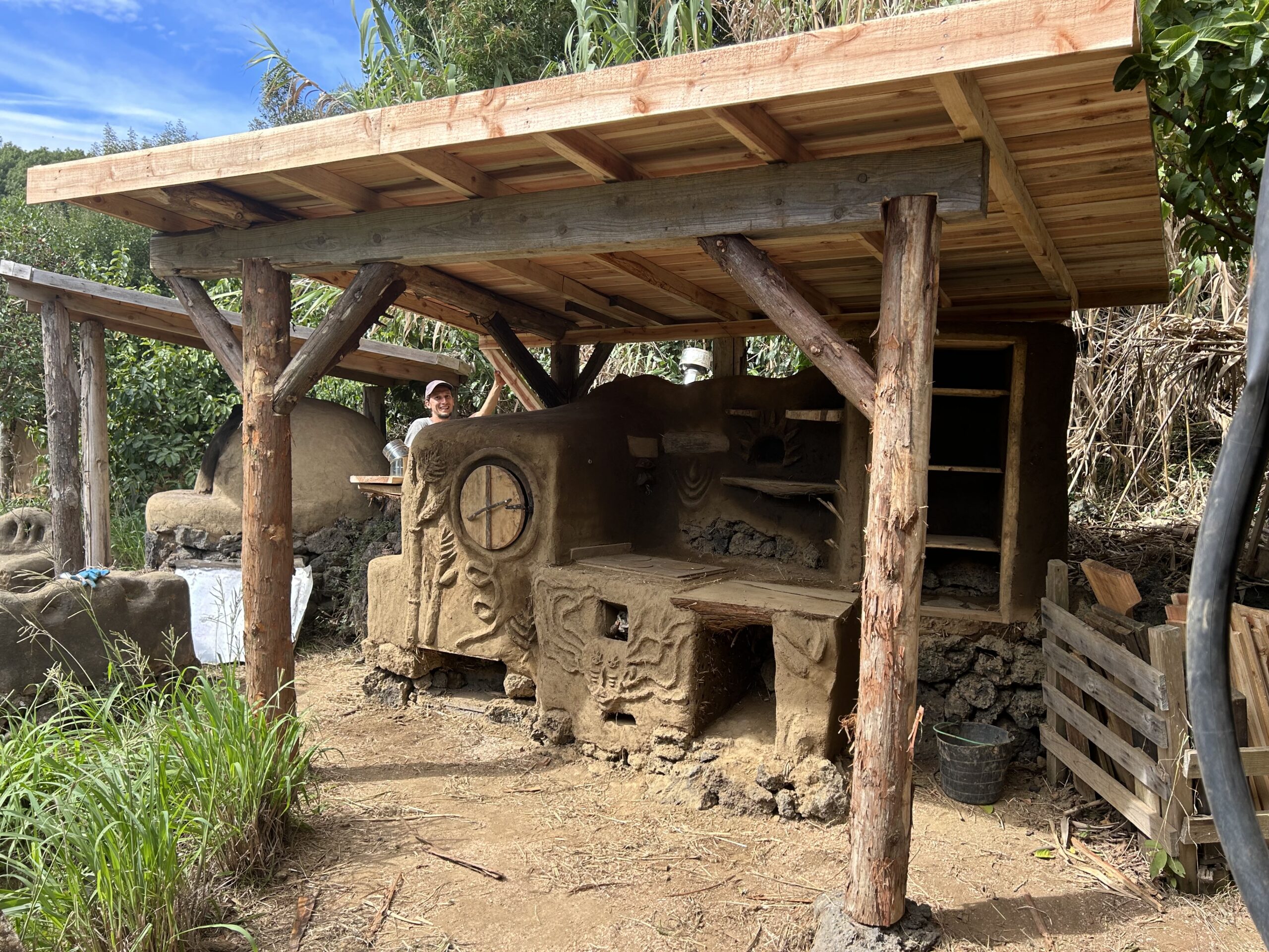 Outdoor Cob Kitchen Workshop 15.9-13.10.2024 Sao Miguel